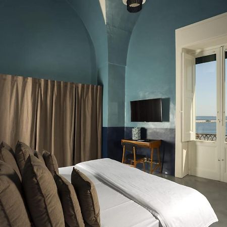 Palazzo Colombo Bed & Breakfast Gallipoli Exterior photo