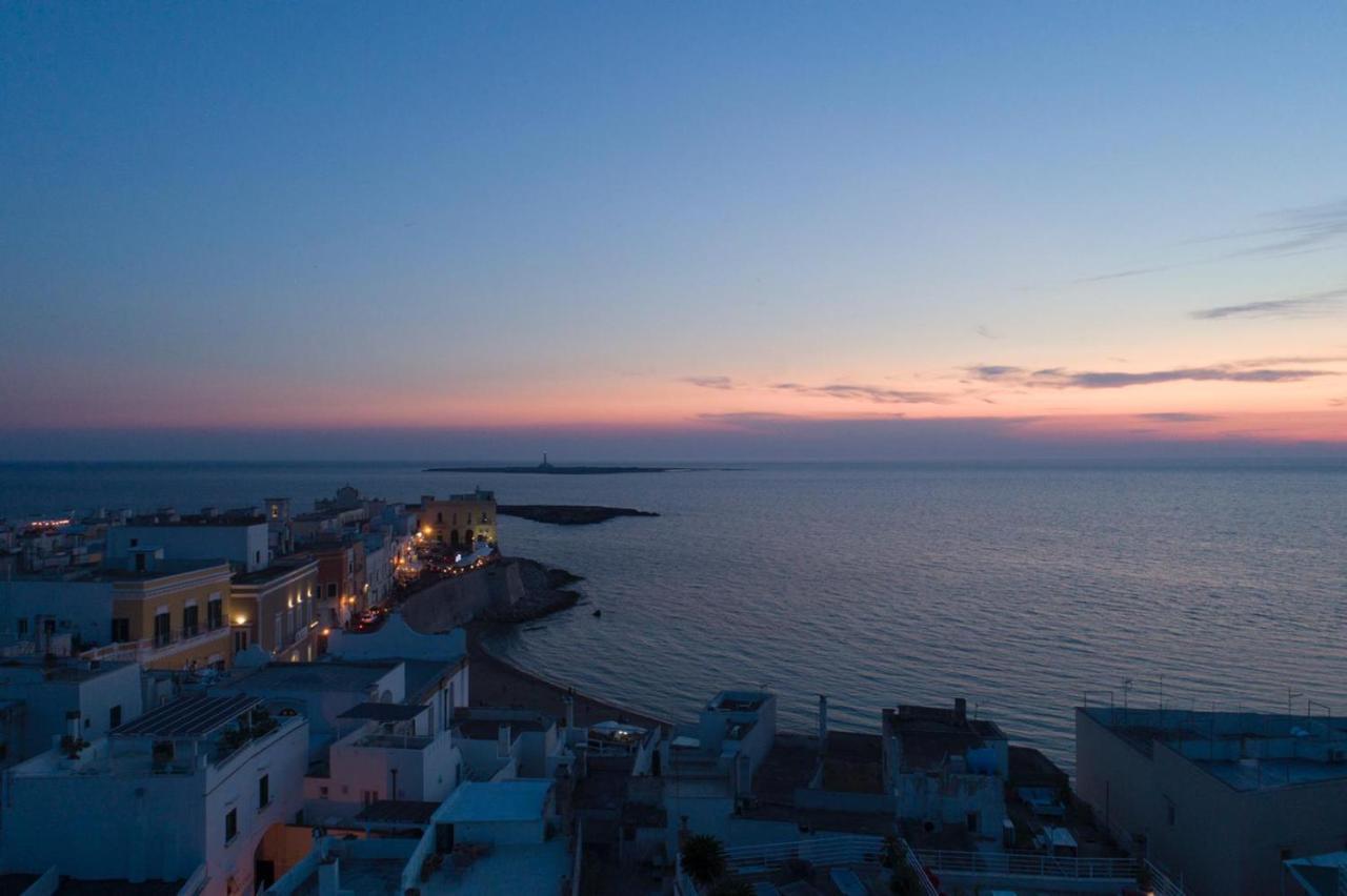 Palazzo Colombo Bed & Breakfast Gallipoli Exterior photo